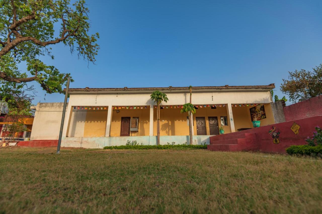 Mini Homestay Khadzsuráhó Kültér fotó